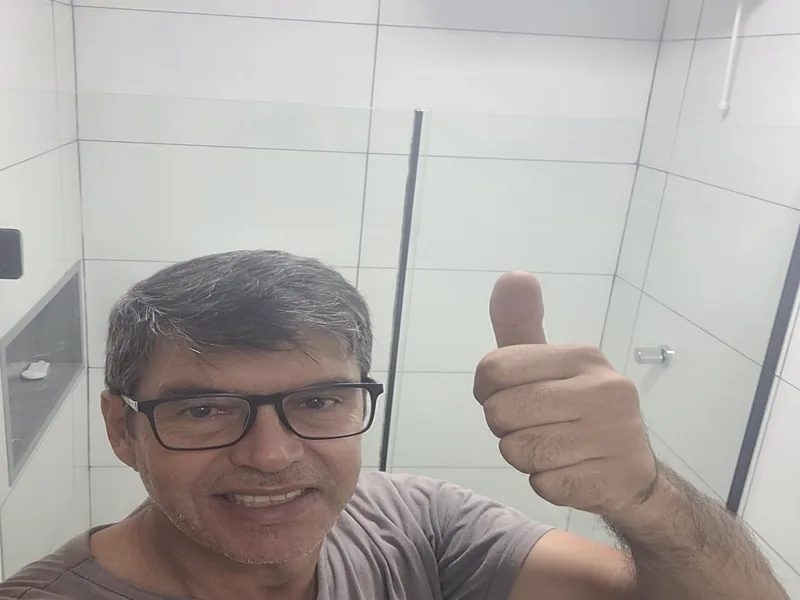 Instalação profissional de box de vidro em Porto Alegre